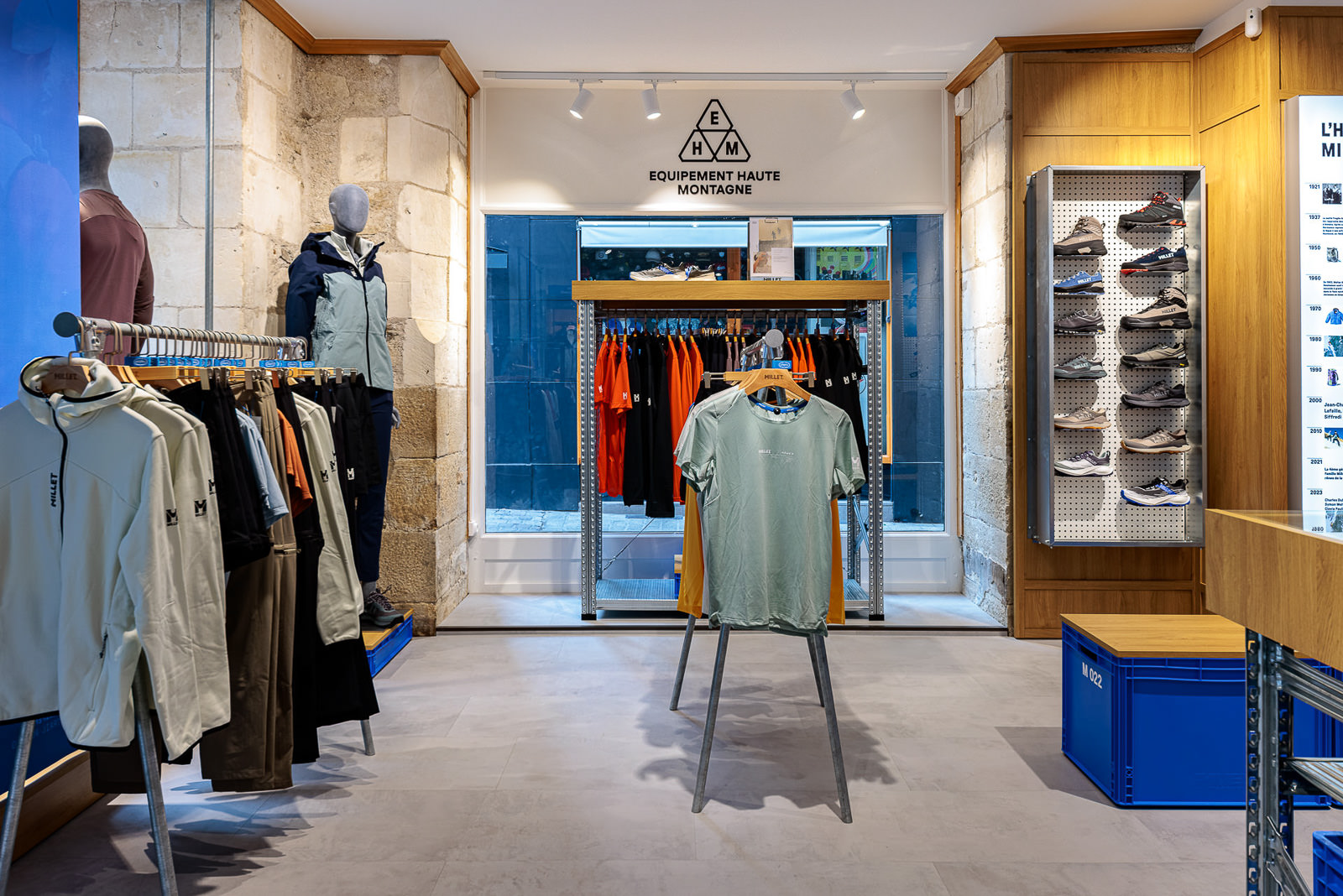 vue de l'interieur du magasin